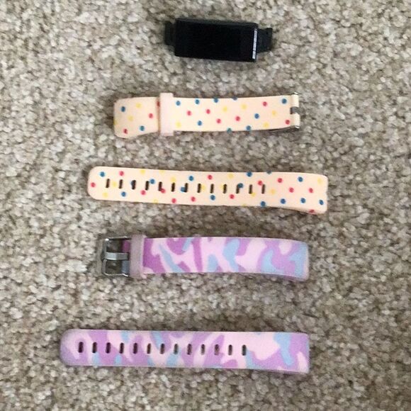 Watch- Fitness Tracker- Kids - Picture 4 of 16